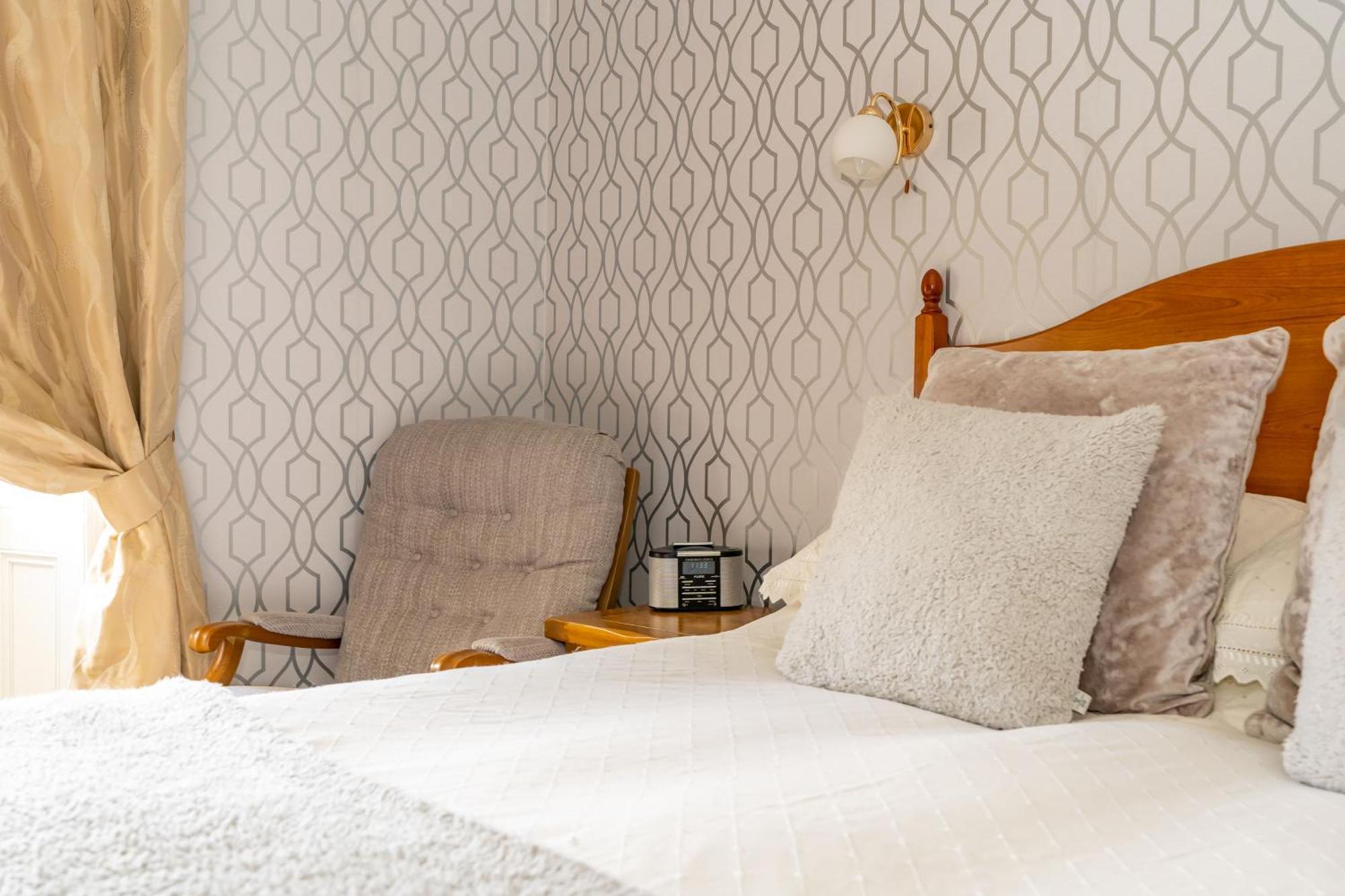 Gifford House Guest house 4*
